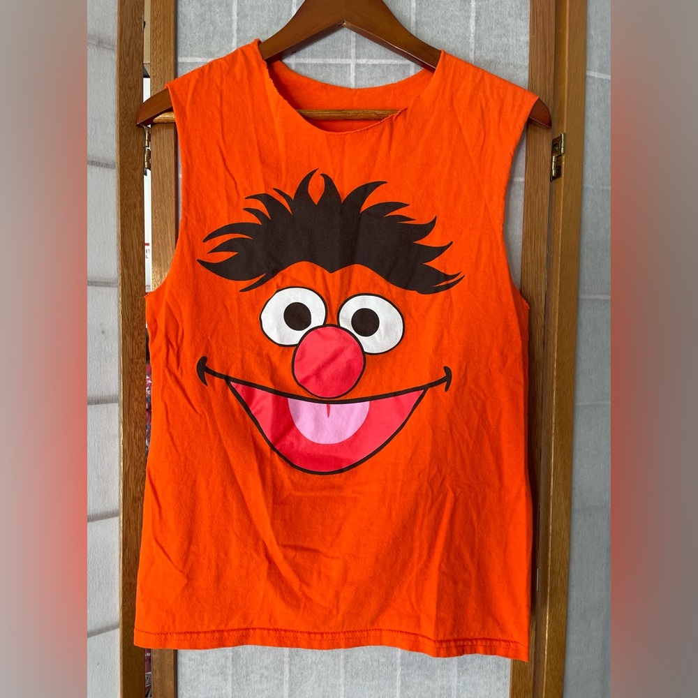 Sesame Street Ernie Orange Y2K T-Shirt Unisex Adult Small